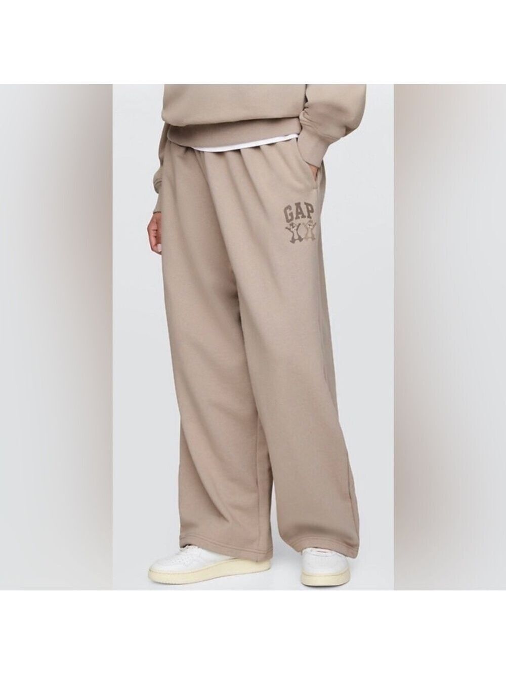 Gap X Disney Chipmunks Extra Baggy Wide-Leg Sweatpants Joggers M Tall NWT